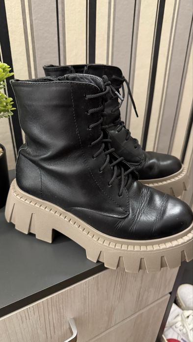 Шкіряні зимові чоботи