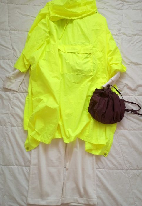 плащ Issey miyake& nike,пальто, chanel, prada,Dior,платье