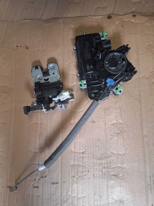 zamek klapy bagaznika z mechanizmem elektrycznego zamykania