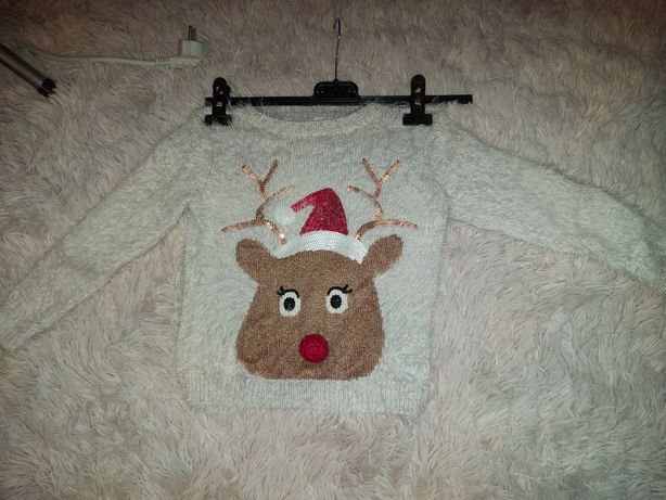 Sweterek świąteczny z reniferem