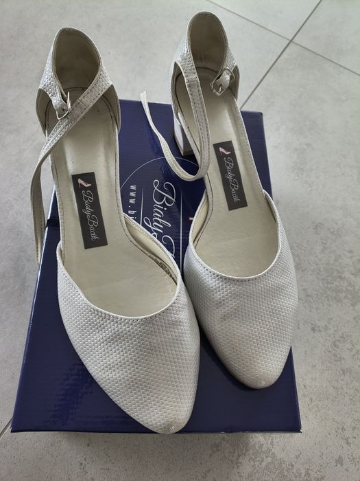 Buty ślubne          .