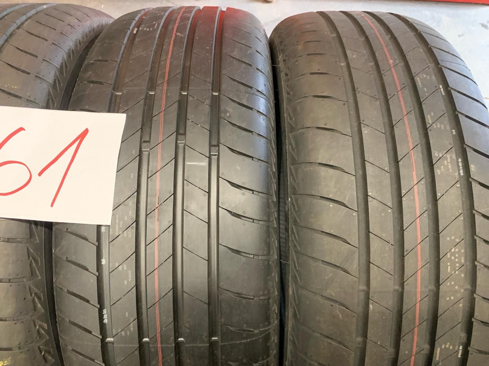 61. Bridgestone Turanza T005 235/55R18 100V 2022