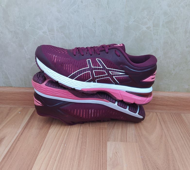 Kросівки cтильні ASICS (жін)40,5p