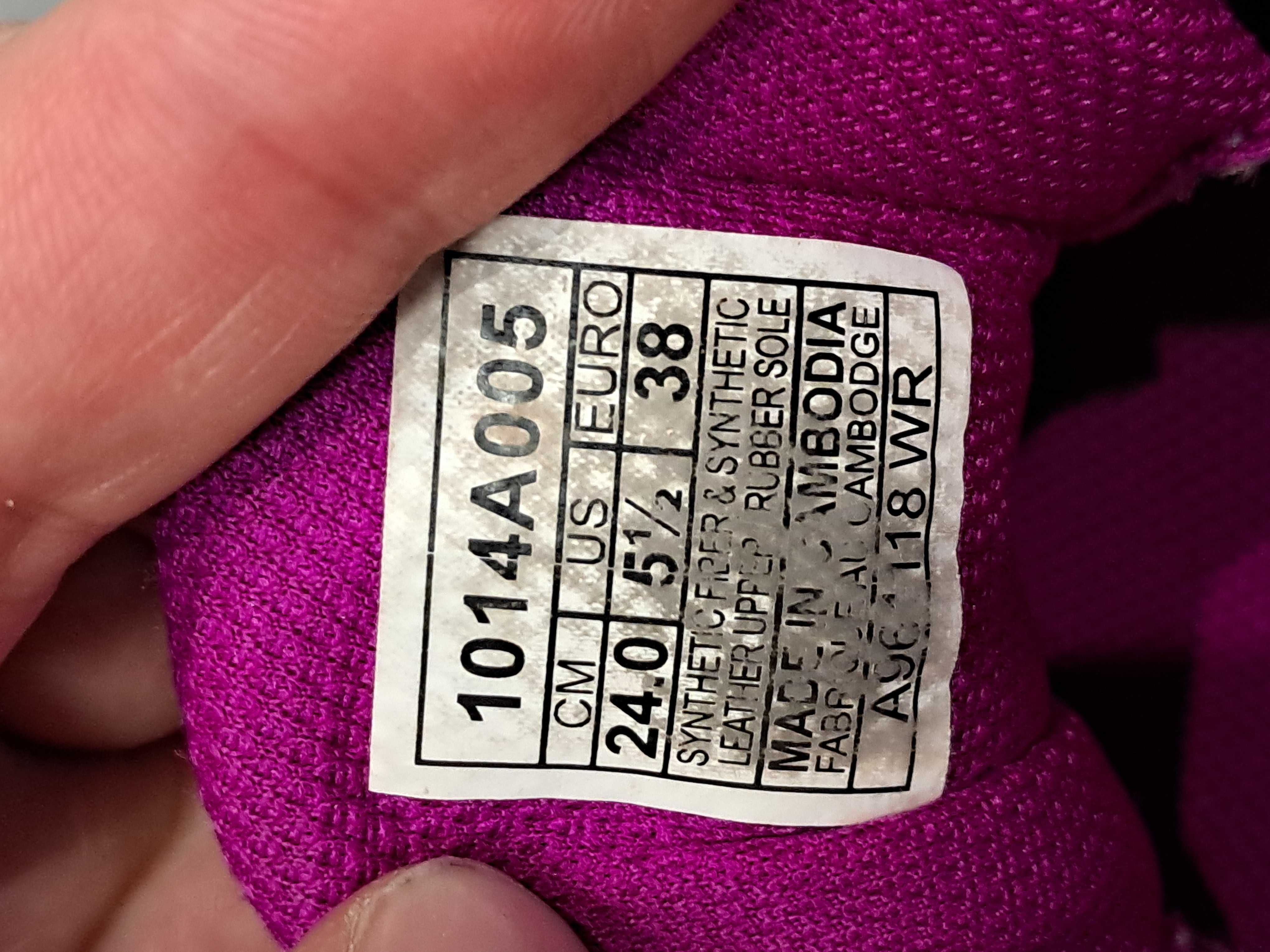 Оригінальні кросівки Asics GT-1000