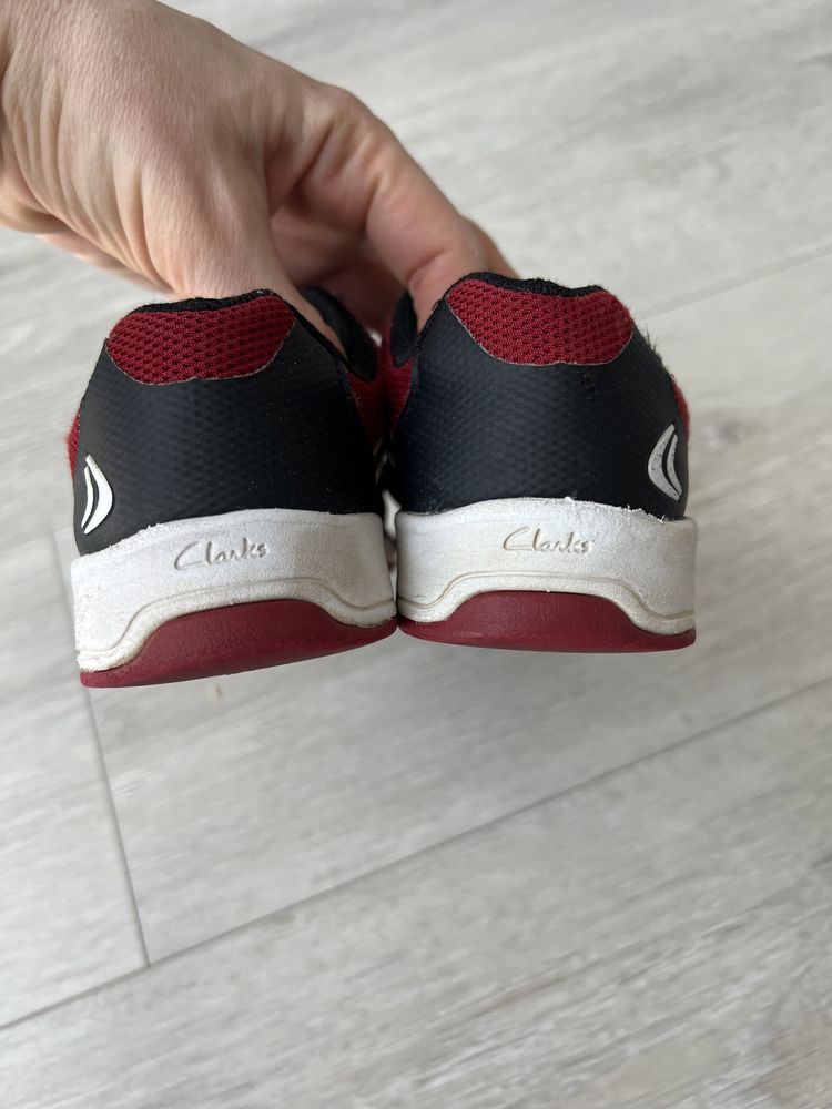 Кросівки на хлопчика Clarks