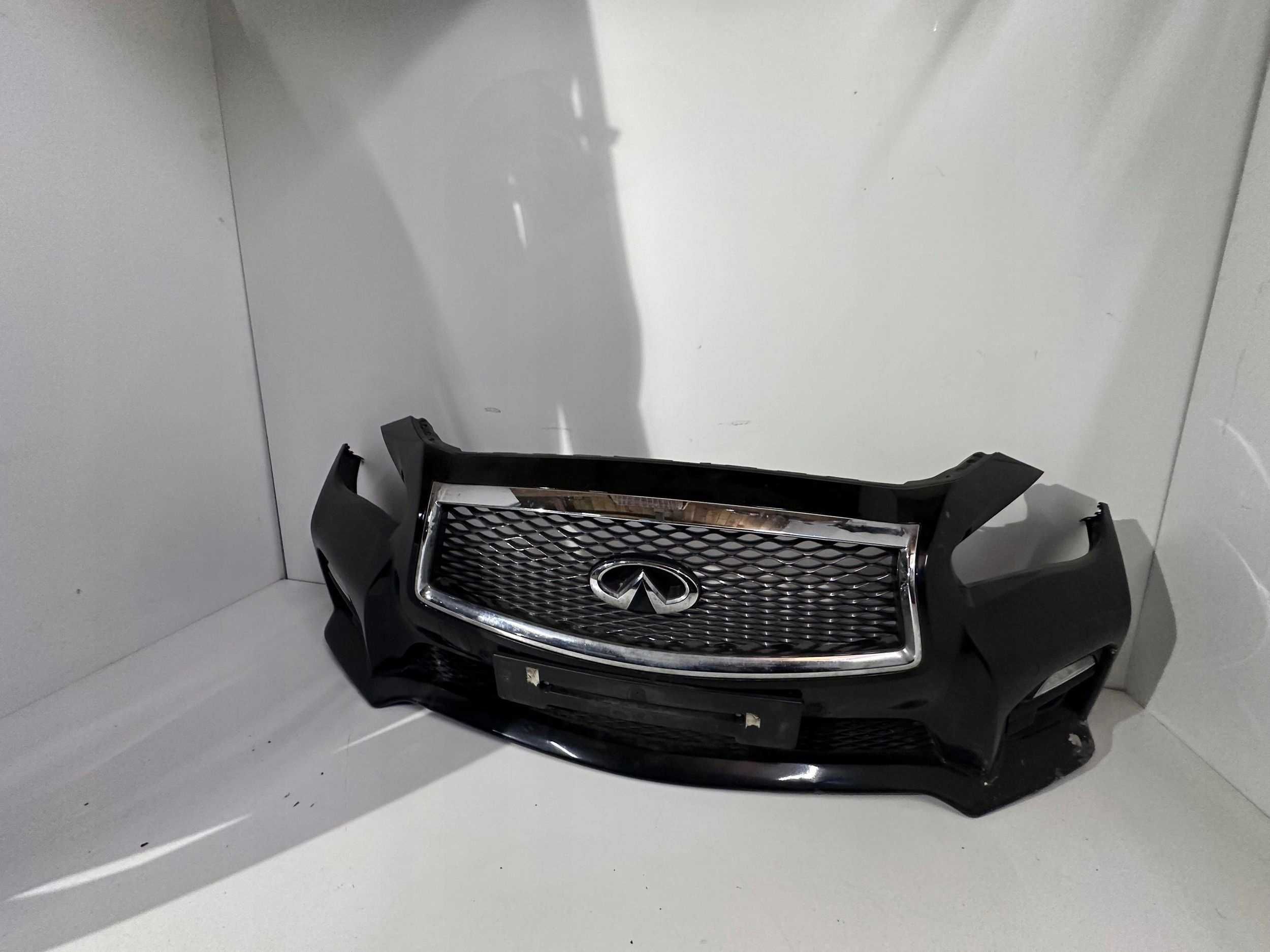Infiniti q50 бампер передній задній