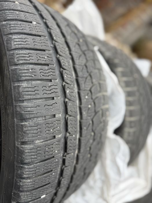 Opony zimowe nokian 255/35 r19 cena za komplet