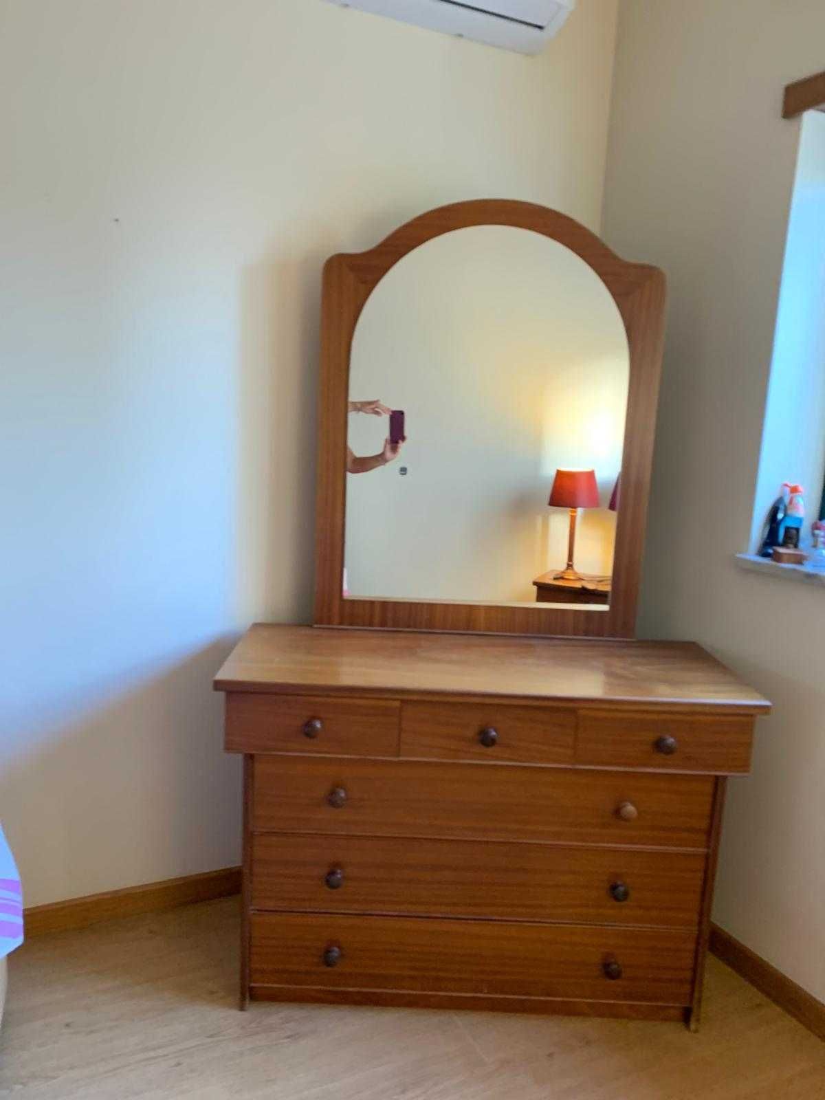 conjunto de móveis de quarto