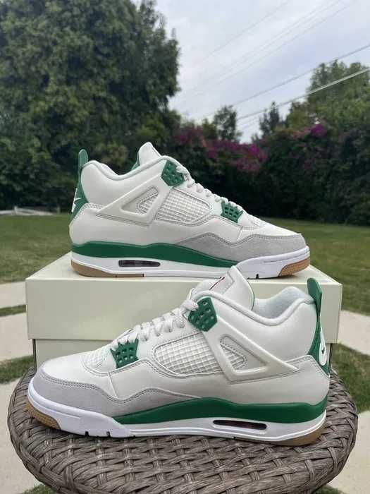 Buty damskie Trampk Jordan 4 Retro SB Pine Green R.40