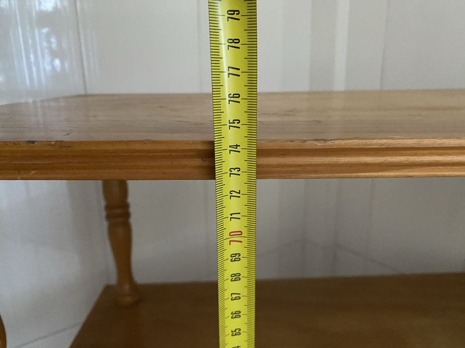 Vendo estante baixa de madeira