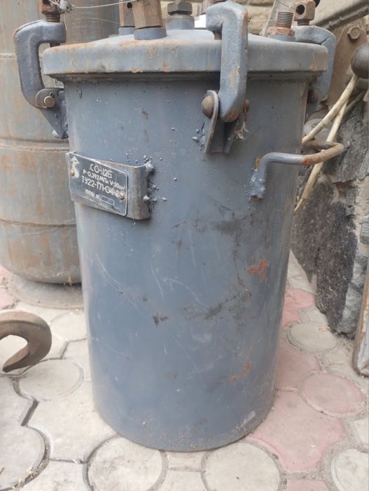 Фарбонагнінальний бак СО-12А