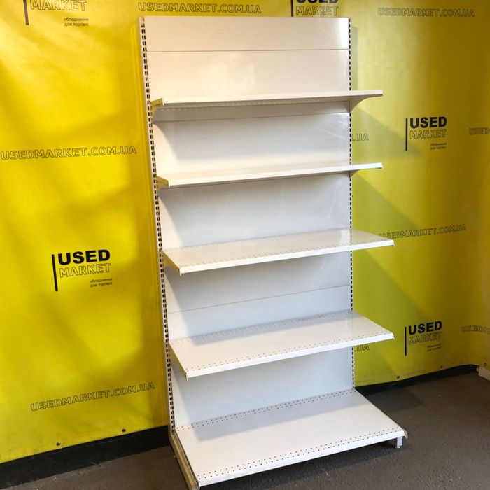 Торгові металеві стелажі Бу з полицями або перфопанелями для магазинів