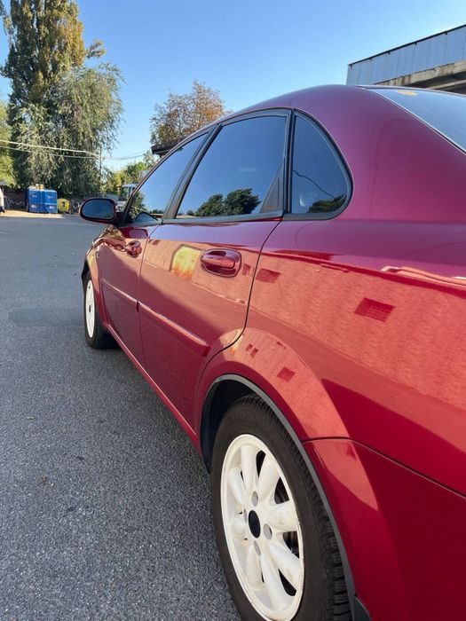 Chevralet lacertti 2012