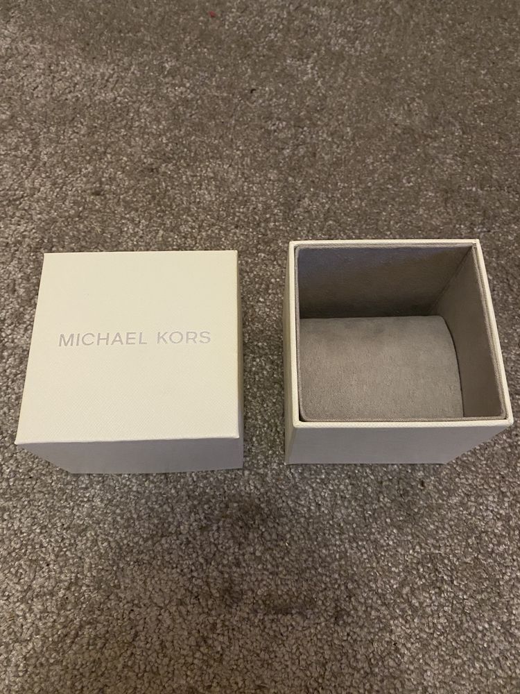 Etui na zegarek Michael Kors pudełko