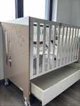 Cama de bebe e móvel