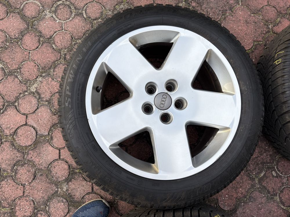 4 koła z oponami zimowymi Audi