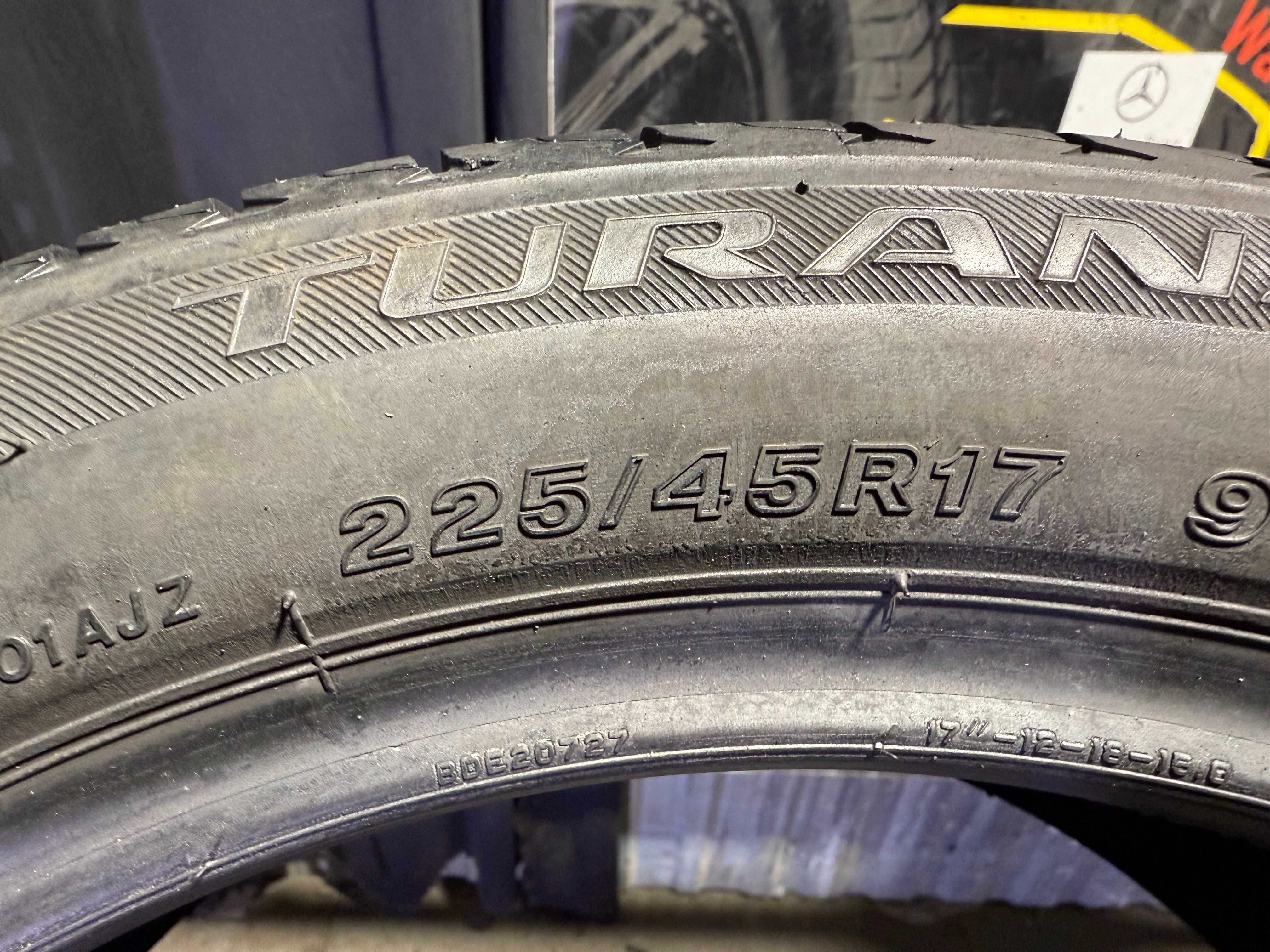 Opony Zimowe 225/45/17 BRIDGESTONE TURANZA #3