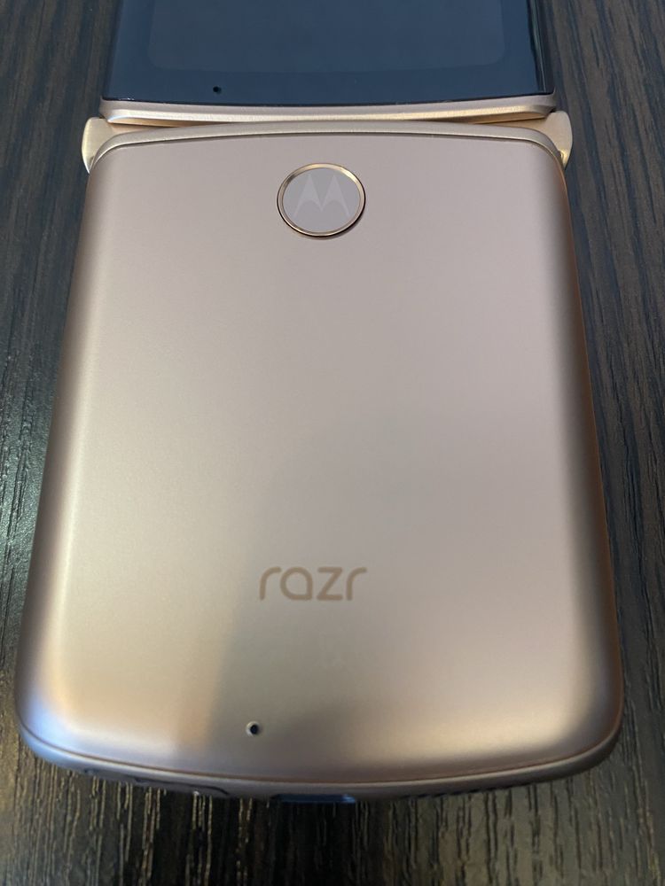 Motorola RAZR 2 (8/256Gb) gold