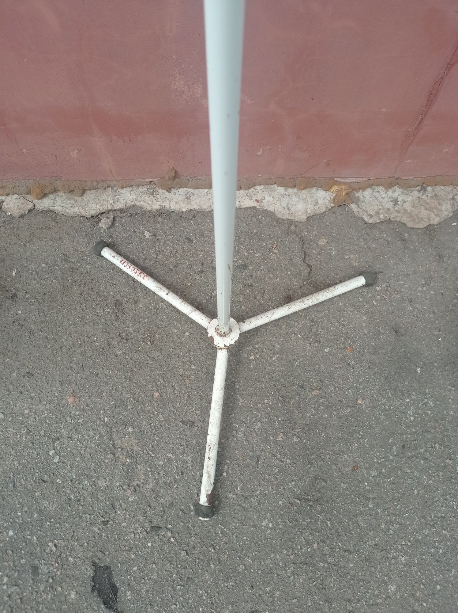Штатив для капельниц