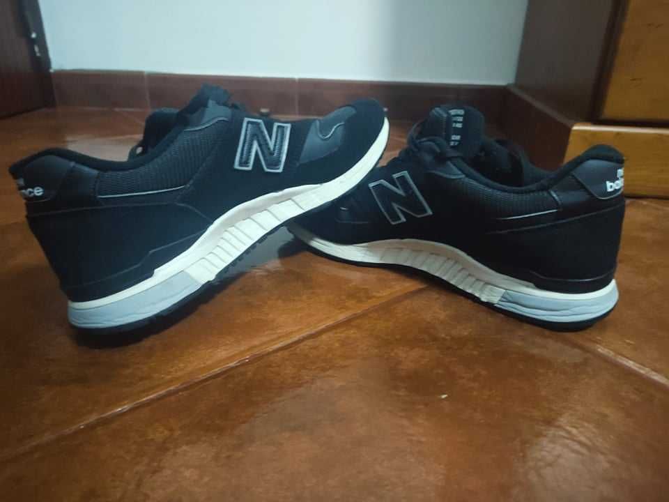 Ténis New Balance