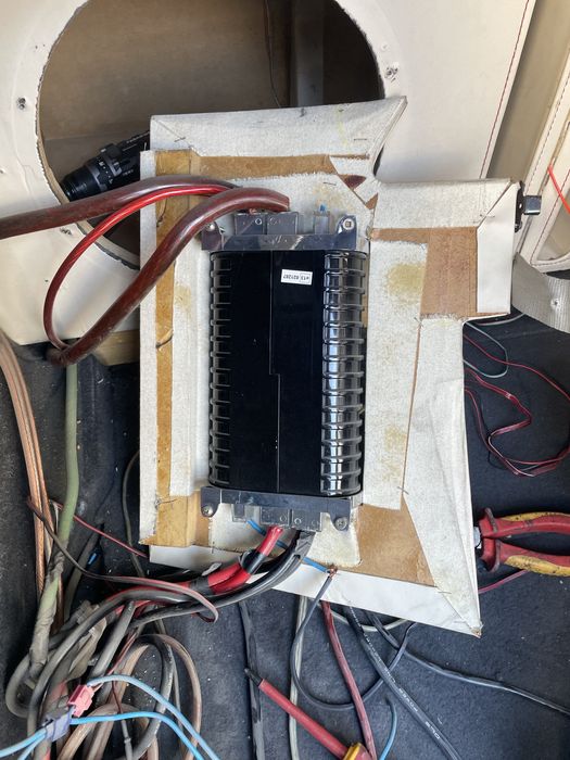 Som de carro muito bom