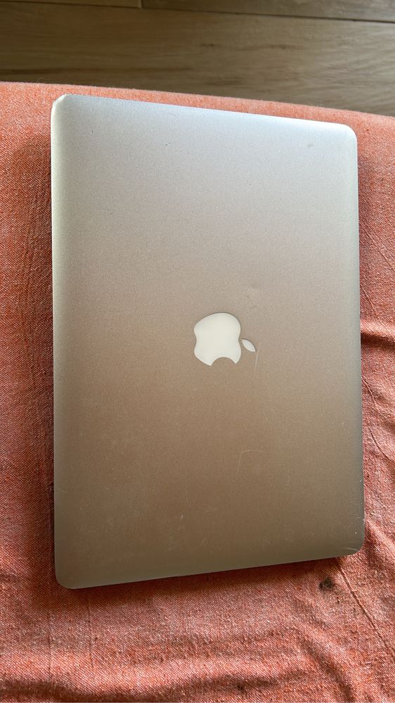 Macbook Air usado