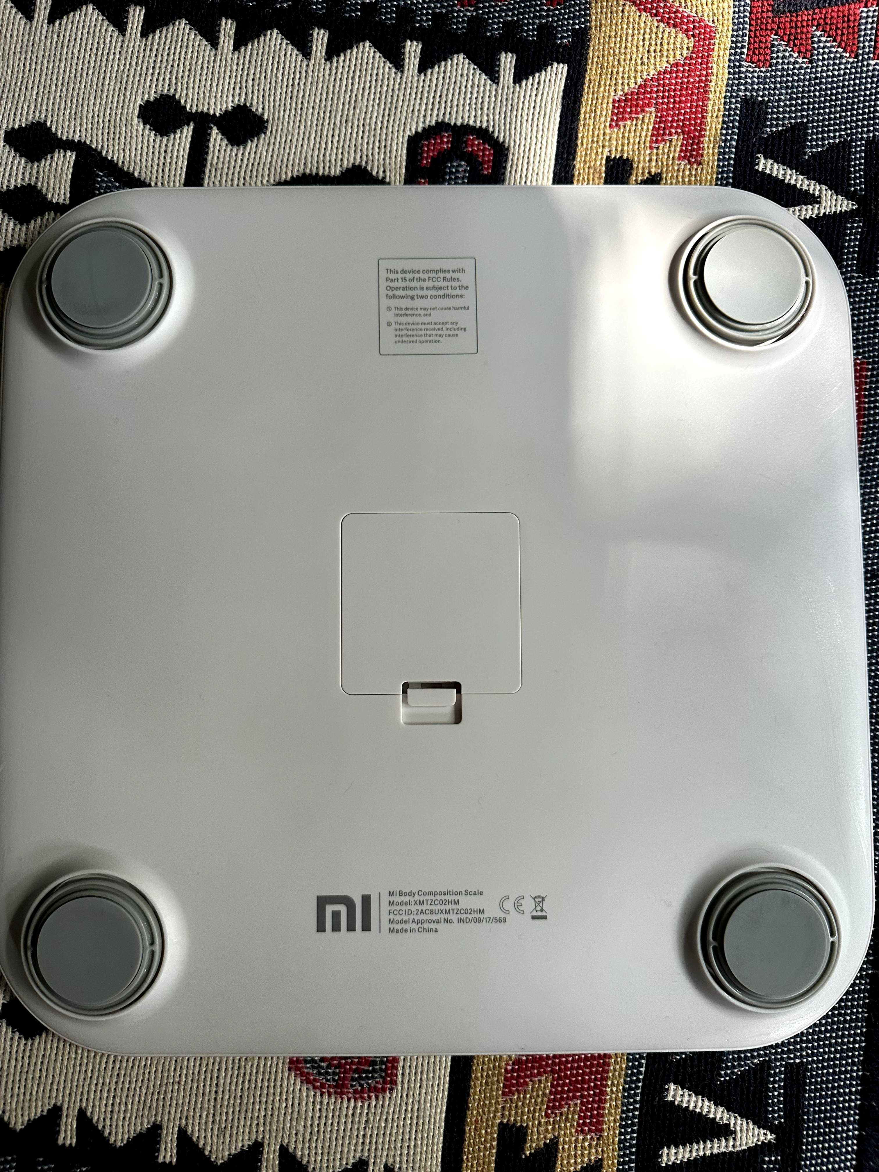 Inteligentna waga łazienkowa Xiaomi Mi Body Composition Scale