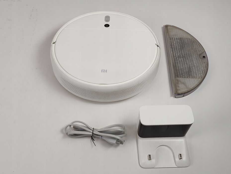 Robot sprzątający Xiaomi Mi Robot Vacuum-Mop Essential - biały