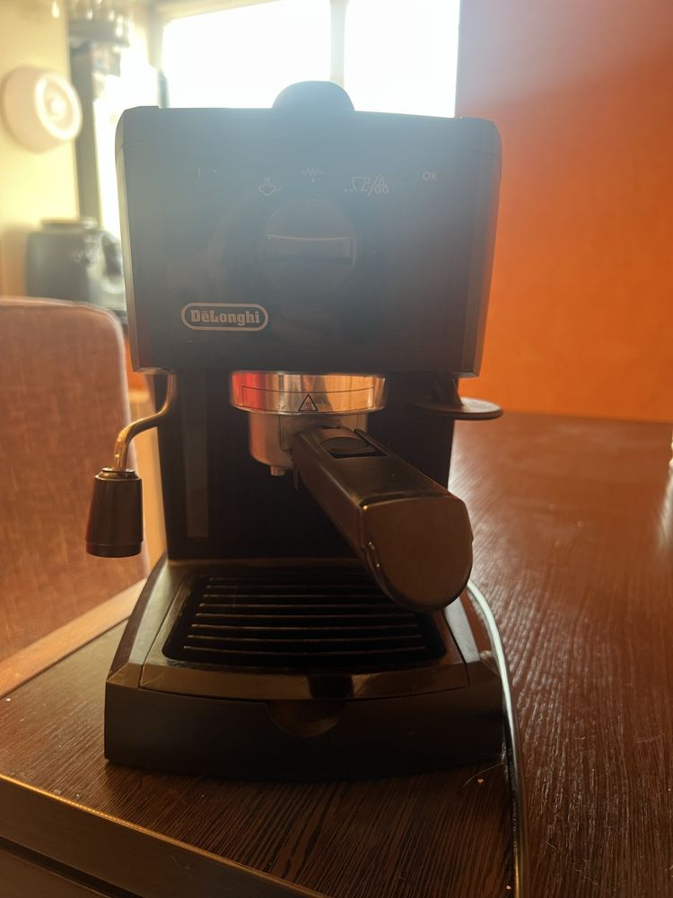 Кавоварка DeLonghi EC 46.B