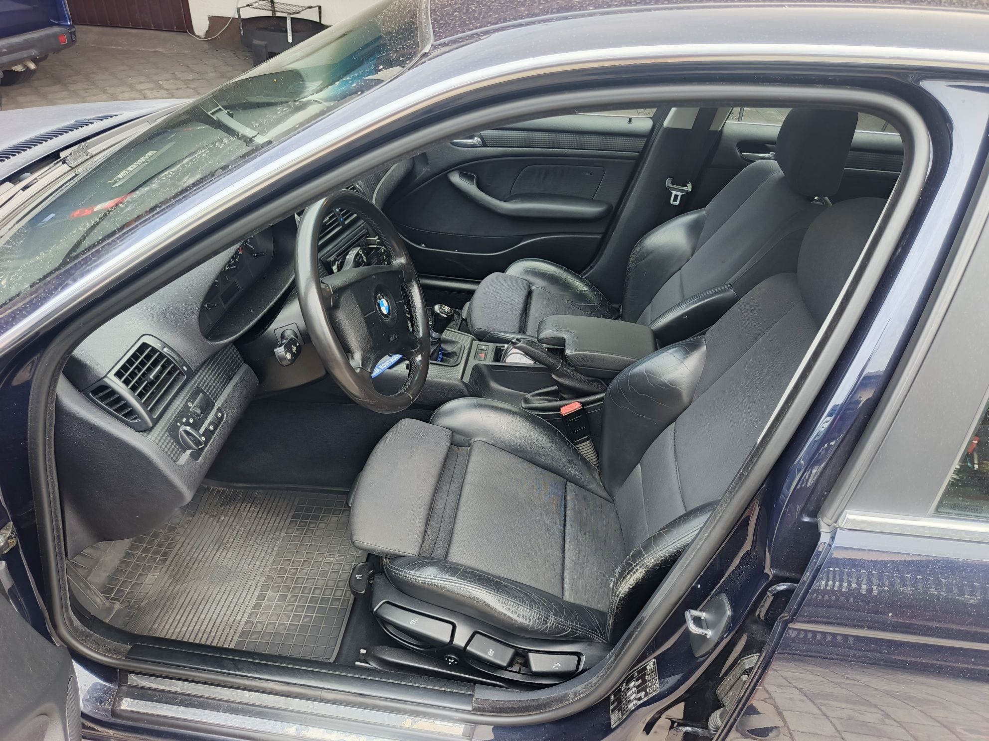 BMW e46 320i  Lift m54b22 Xenon Sportsitze
