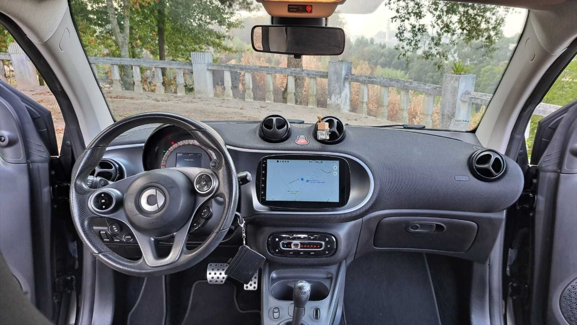 Smart ForTwo 0.9Turbo-90 cv, automática, 2017, gasolina, V.N. de Gaia