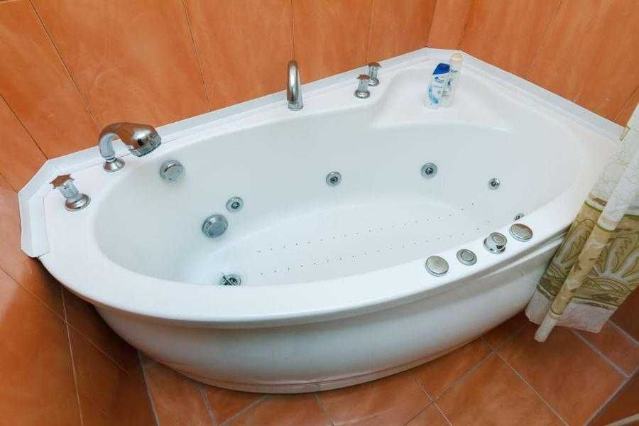 1к квартира, метро Майдан Незалежності, біля McDonalds