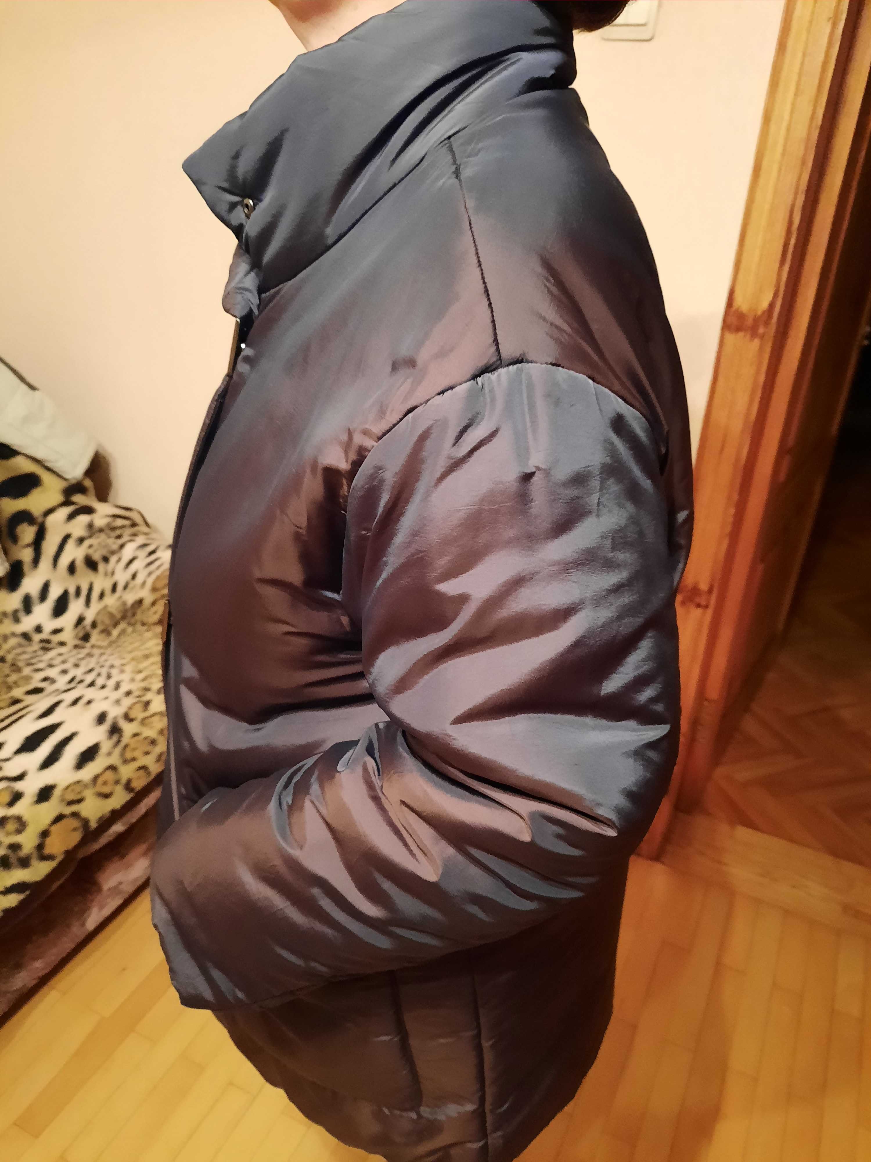 Куртка жіноча розмір 50-52