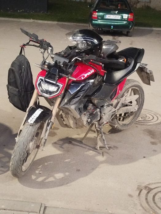 Продам ліфан кпс 200