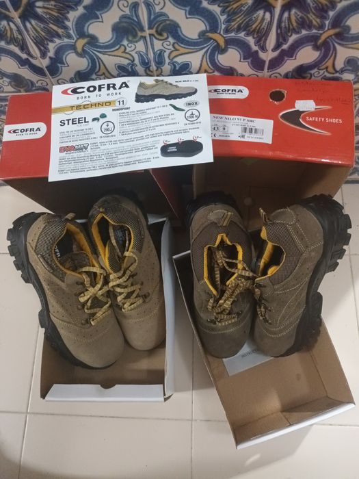 2 PARES...Sapato biqueira de aço N°43