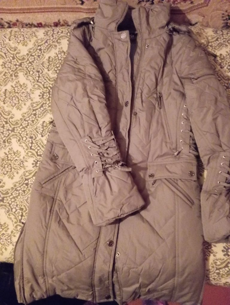 Зимнее женское пальто