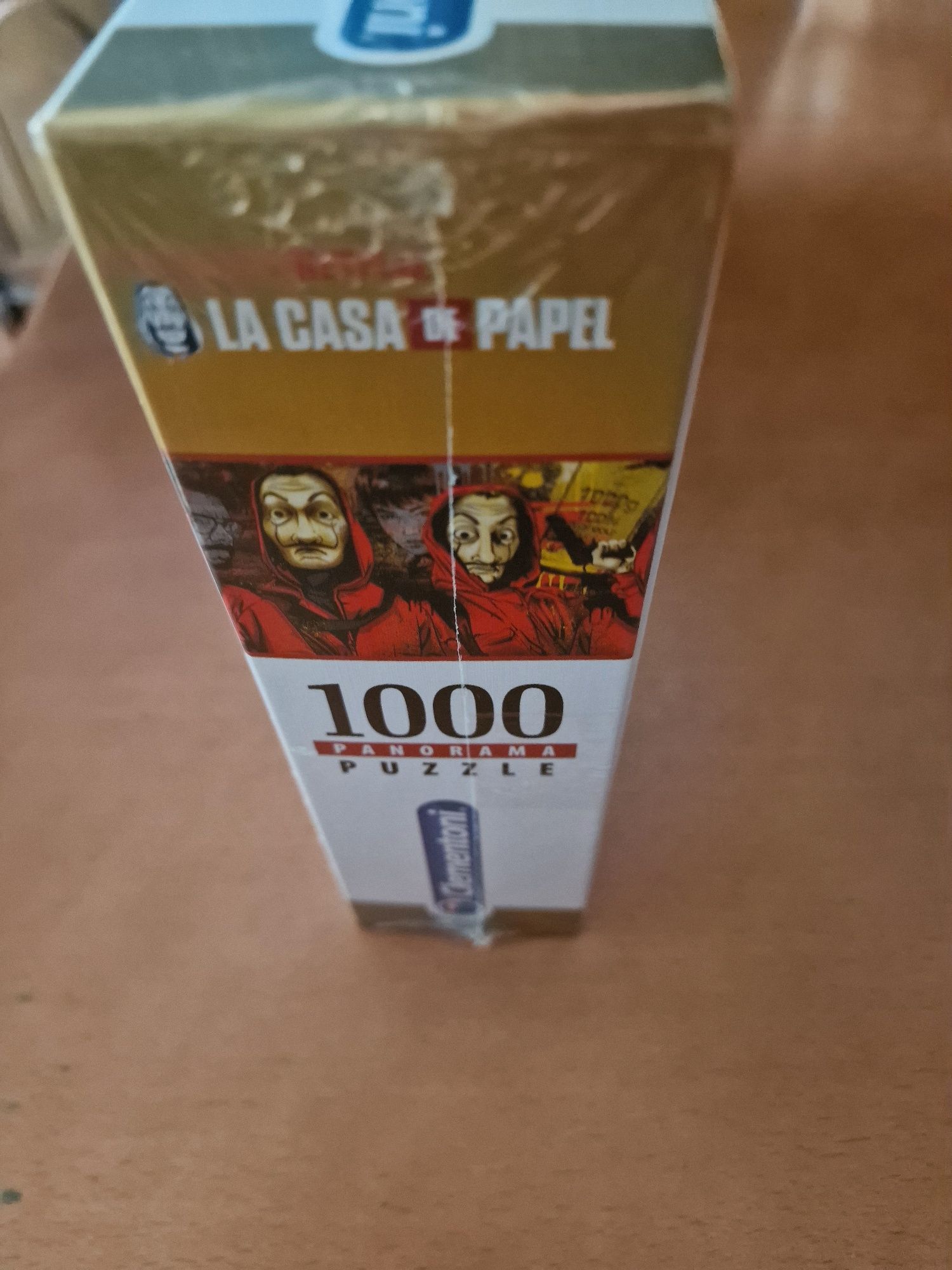Caixa de 1 puzzle 1000 peças ,da La Casa De Papel