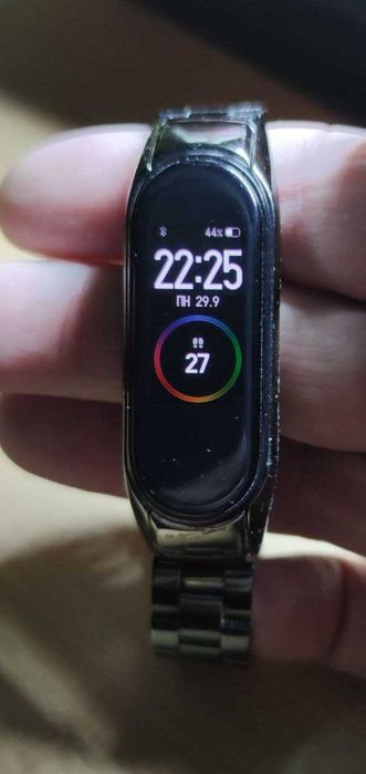 Xiaomi Mi Smart Band 4 в гарному стані металевий браслет (Black).