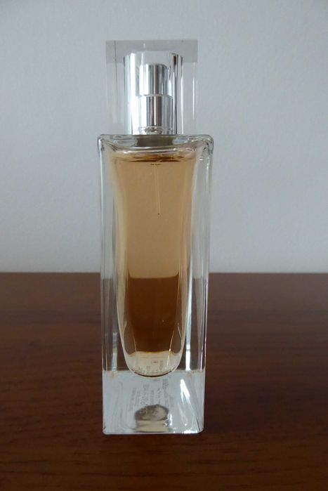 BURBERRY Burberry Brit EDT dla kobiet 50 ml nowe bez kartonika