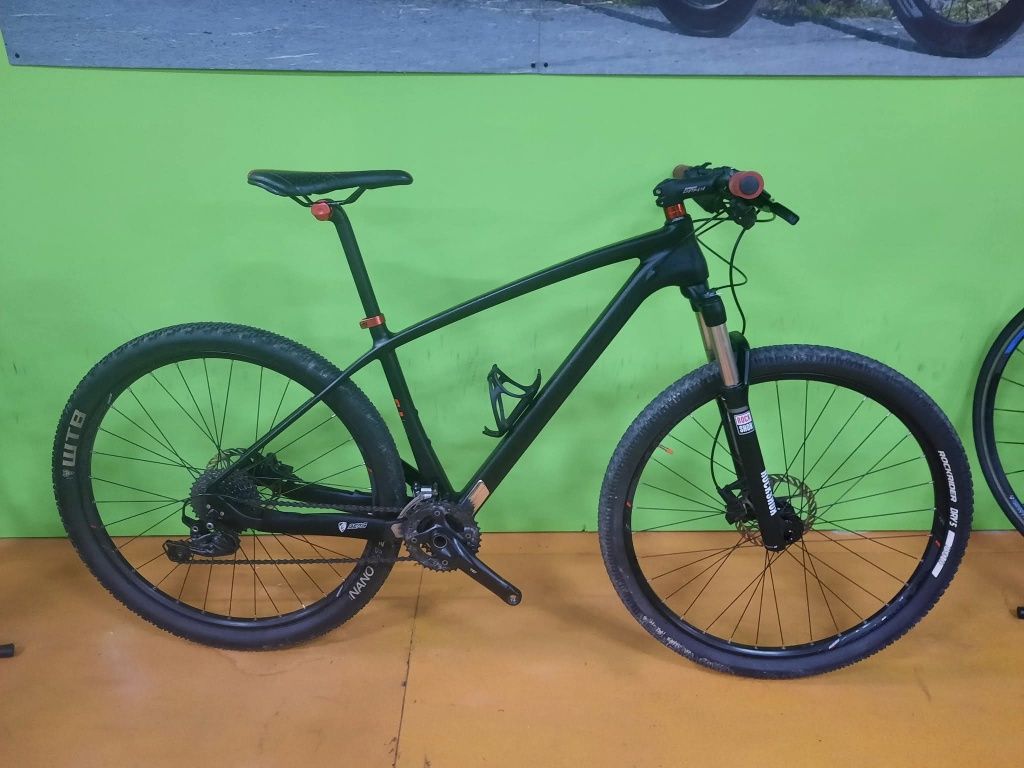Btt 27.5 de carbono m barataa