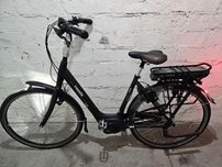 Gazelle  Grenoble C8 Bosch rower elektryczny Active Plus dowóz Rama 53