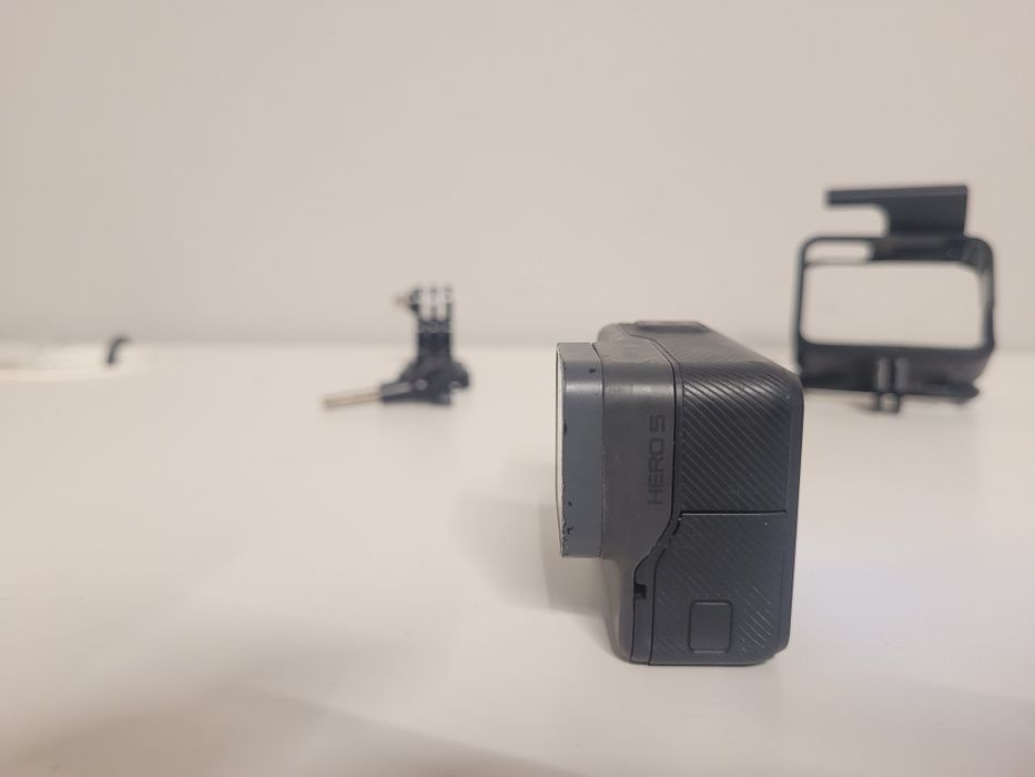 GoPro Hero 5 Black – kamera sportowa 4K + karta 64GB – idealny stan