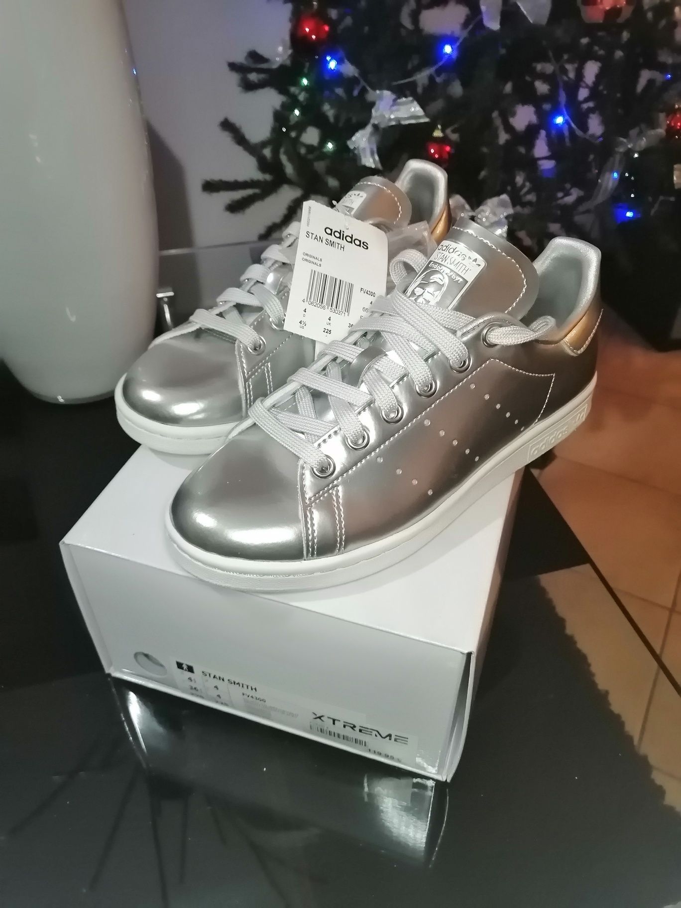 Sapatilhas stan smith Prateadas 36  2/3 NOVAS originais