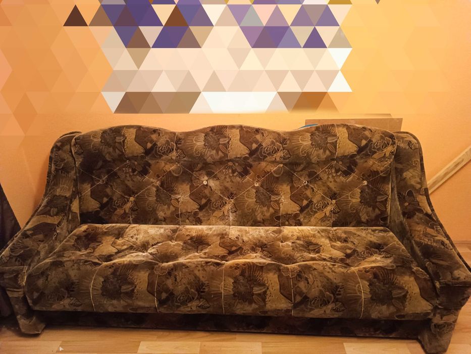 Sprzedam kanapę za 100 zł