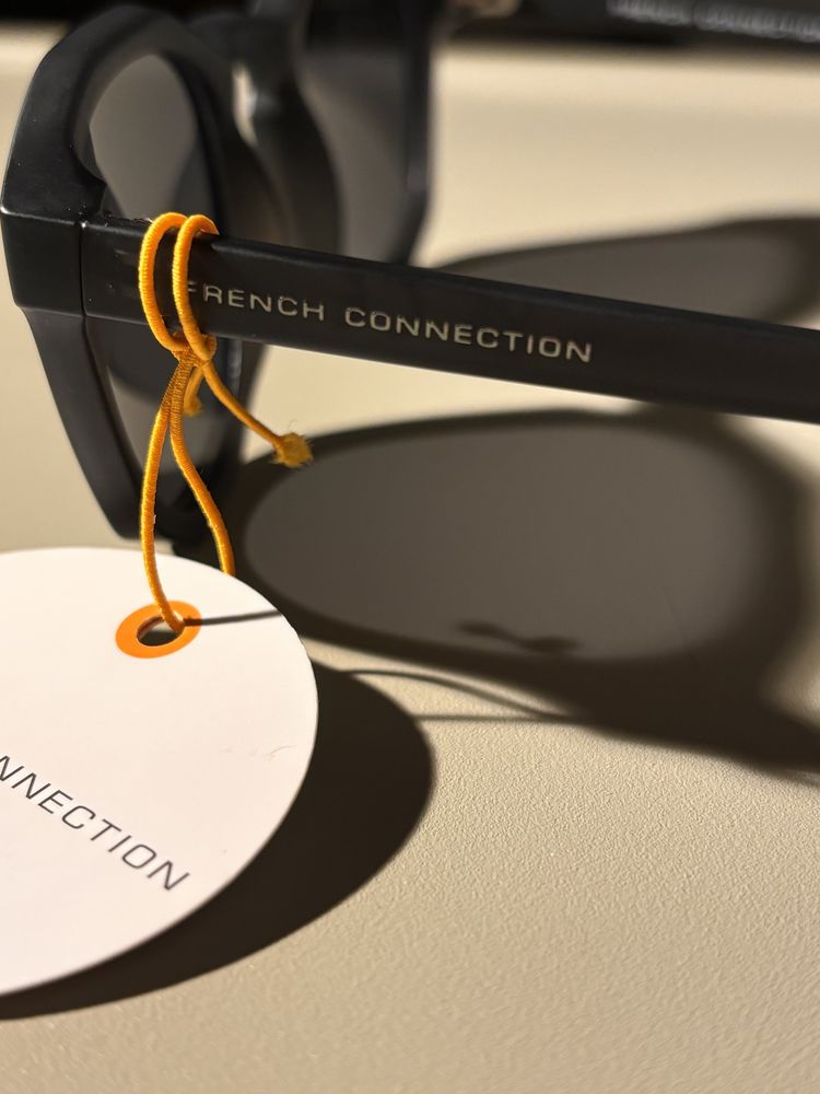 Okulary przeciwsłoneczne French Connection męskie