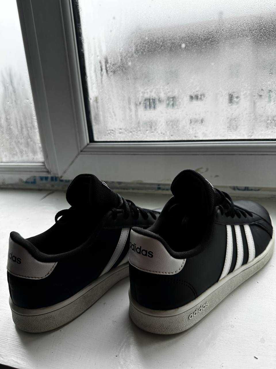 Кроссовки Adidas Original унисекс 40 р