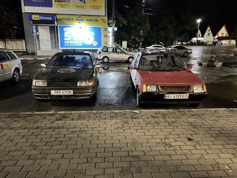 Автомобіль Мазда 323 1.6 / Mazda 323