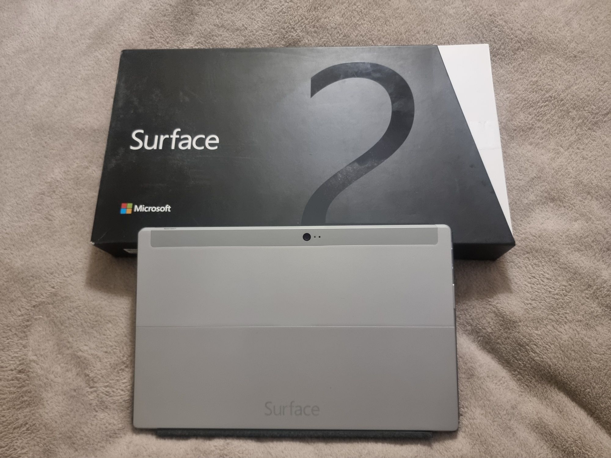 Продам планшет Microsoft Surface 2