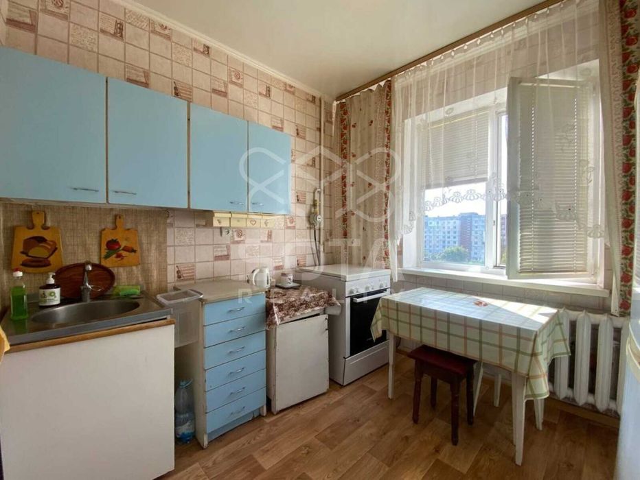 Велика 2-кімнатна квартира 7 хвилин пішки метро Героїв Дніпра, Оболонь