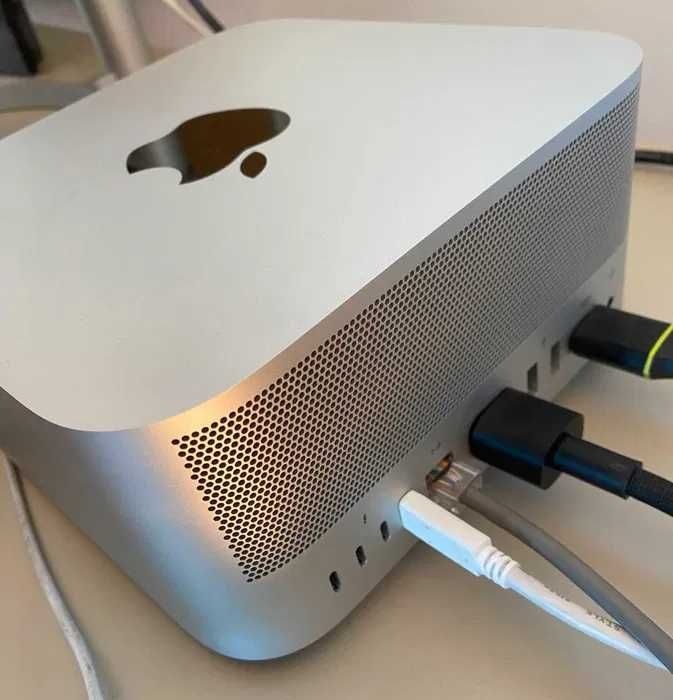 Komputer Apple Mac Studio M2 Max 32 GB RAM - SSD 512 GB